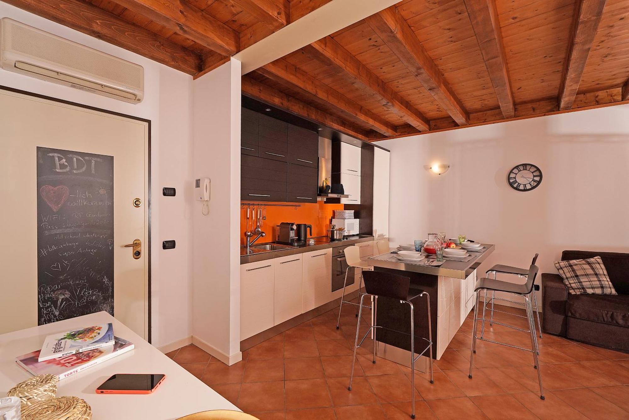 Borgo Del Torchio - Gardagate Apartment Manerba del Garda Exterior foto